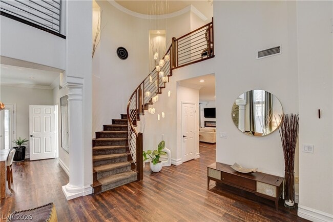 Building Photo - 1409 Palantine Hill Dr