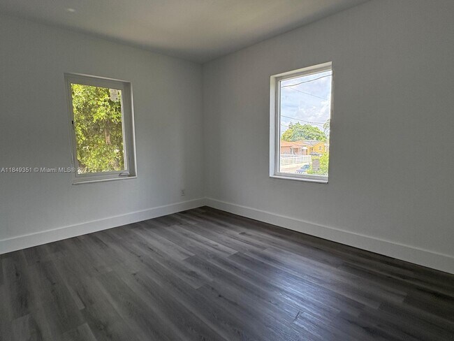 Building Photo - 3368 NW 51st Terrace