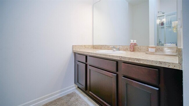 Building Photo - 825 Orchid Grove Blvd