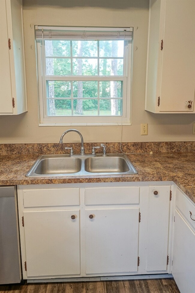 Building Photo - 3005 Tipperary Dr