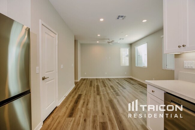 Building Photo - 31712 Willowood Way
