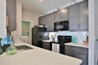 Building Photo - Emerald Lakes