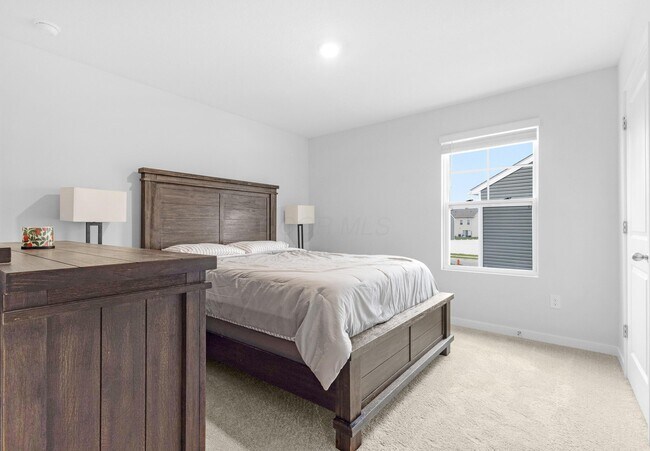 Building Photo - 4949 Sanford Grv Pl