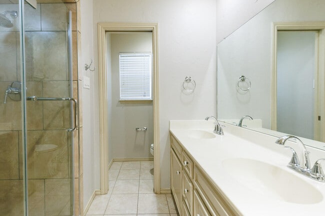 Building Photo - 8210 Chicago Ave