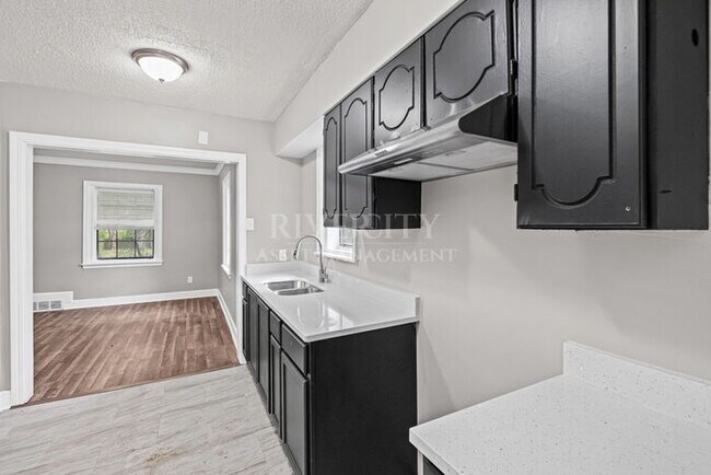 Building Photo - 4051 Auburn Rd