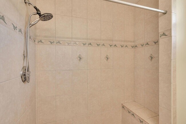 Building Photo - 1612 SE Cascella Ct