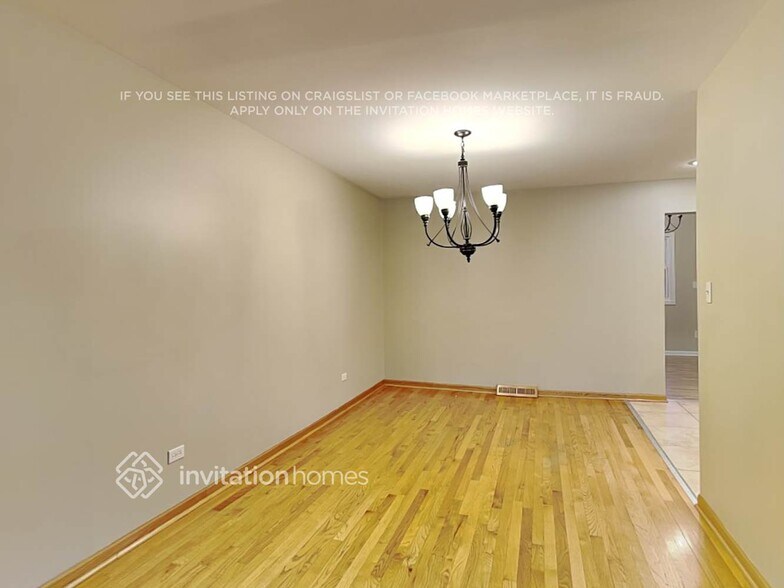 Building Photo - 13601 Cherry Ln