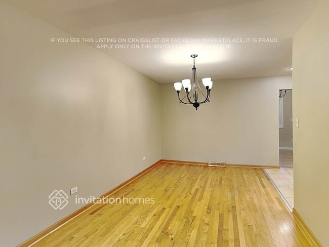 Building Photo - 13601 Cherry Ln