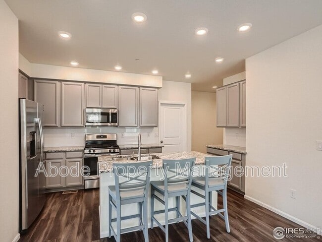 Building Photo - 451 Zeppelin Wy