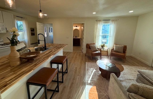 Building Photo - 1714 Milo Ave