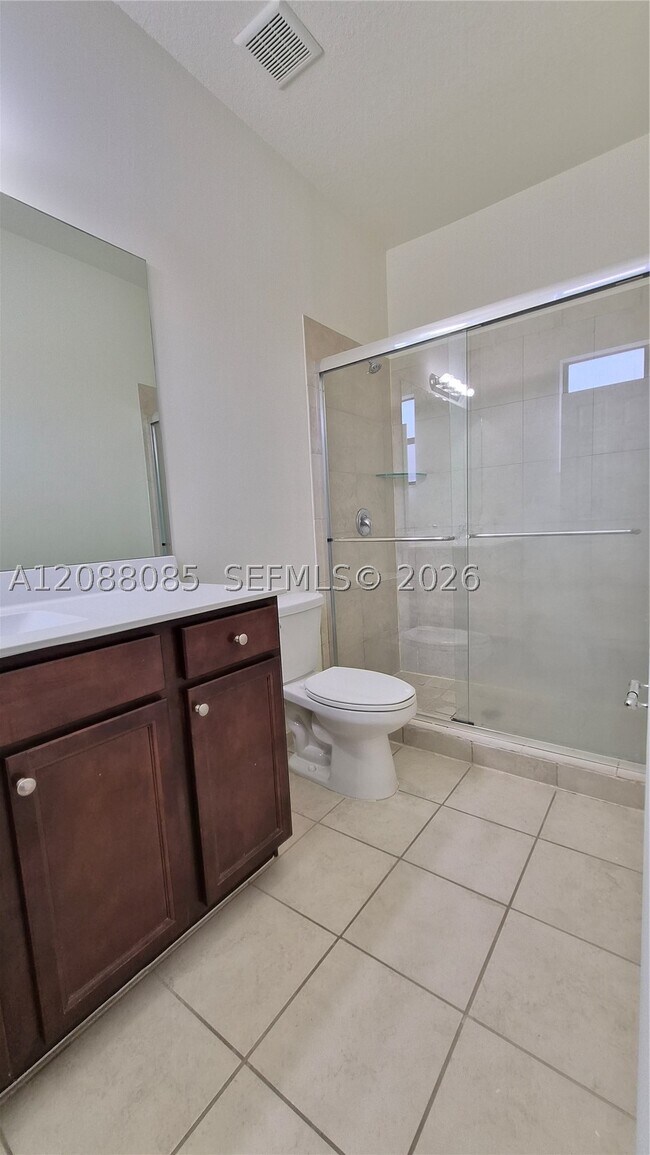 Building Photo - 10570 W 33rd Ln