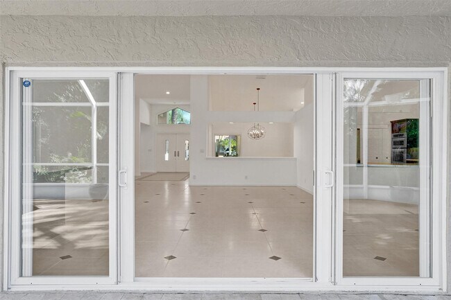 Building Photo - 2891 NW 28th Terrace