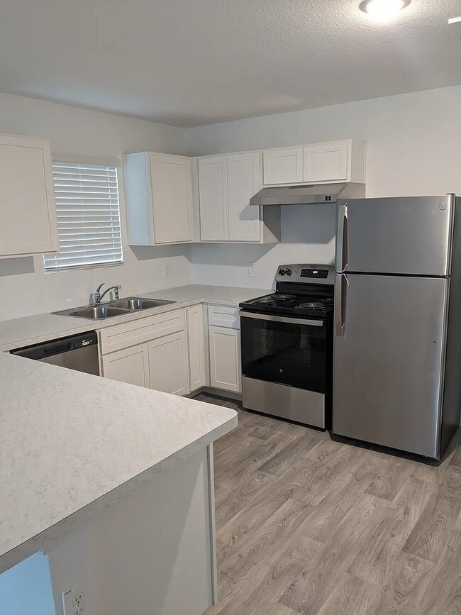 Building Photo - 16478 Valerie Marie Pl