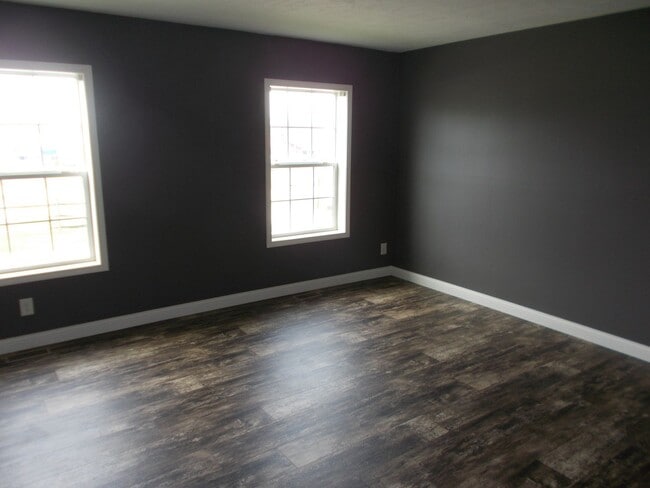 Building Photo - Large, Beautiful Home North of Richmond