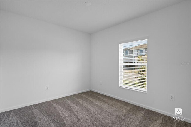 Building Photo - 1502 Brentwood Dr