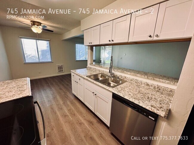 Building Photo - 745 Jamaica Ave