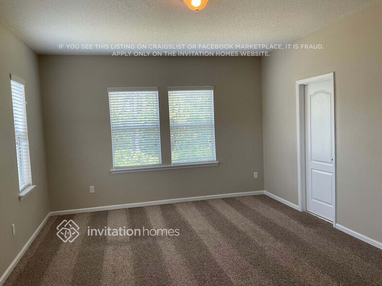 Building Photo - 161 Woodfield Ln
