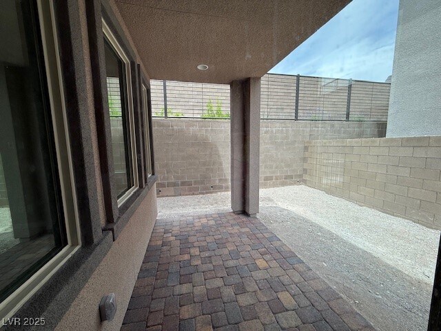 Building Photo - 1809 Flycatch St