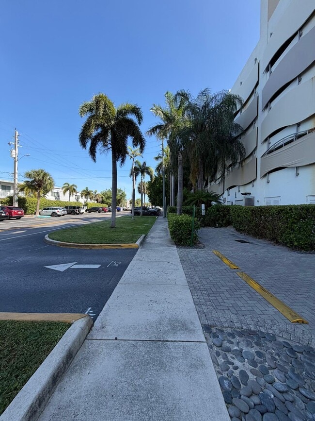 Building Photo - 7930 East Dr
