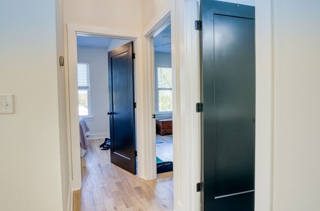 Building Photo - 96 Shields Ln