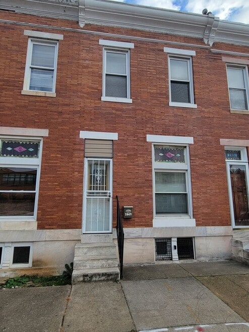 Building Photo - 2649 Wilkens Ave