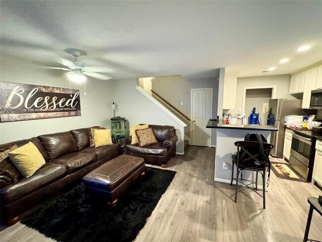 Primary Photo - 14600 Fonmeadow Dr