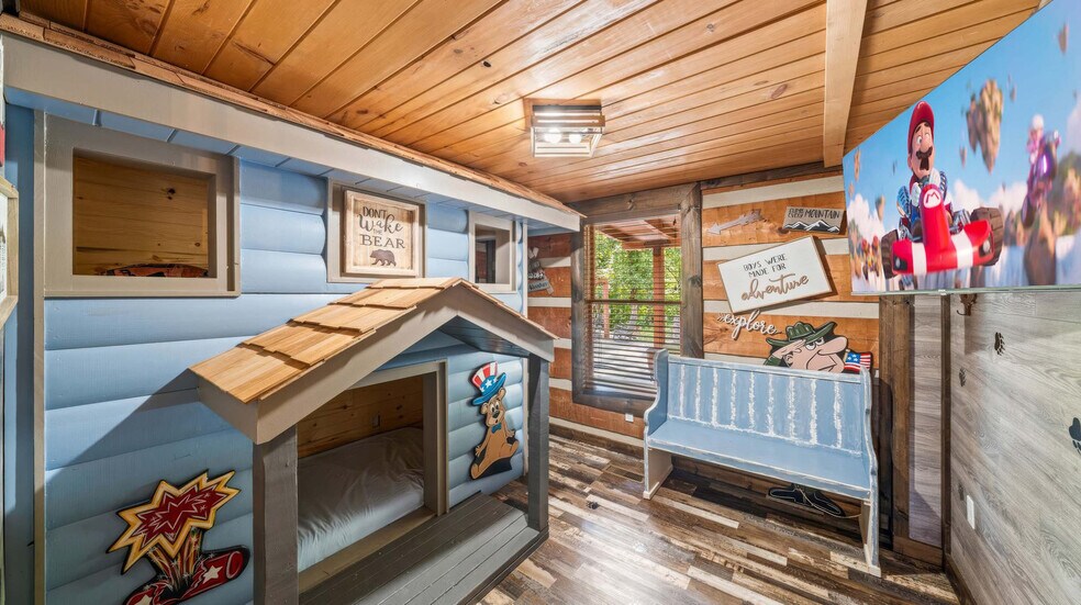 Building Photo - 2209 Henderson Springs Rd