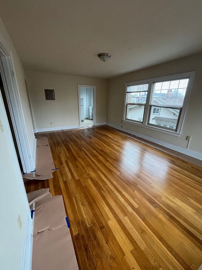 Interior Photo - Loch Kelden Apartments