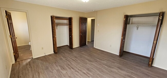 Building Photo - Newly Renovated 3Bed/2Bath Home Now Availa...