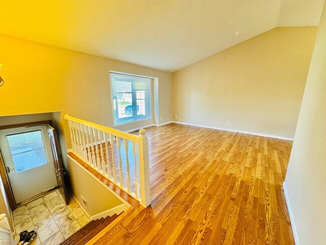 Building Photo - 3684 Falcon Way