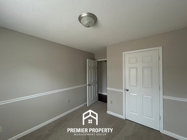 Building Photo - 7082 Farmhouse Dr