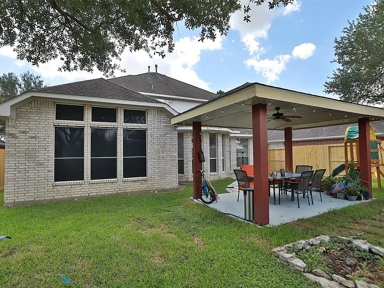Building Photo - 6523 Trenton Lake Ln