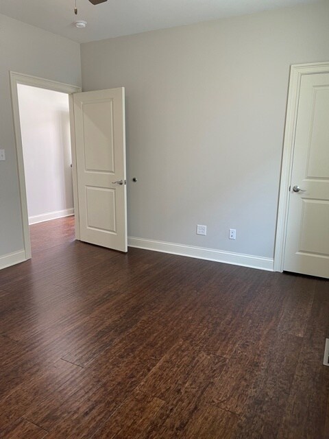 Building Photo - 4439 Swan Ave