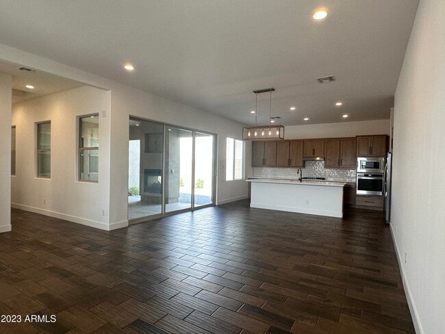 Building Photo - 11551 N Luckenbach St