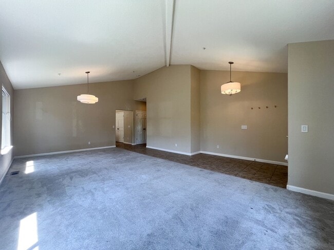 Building Photo - Spacious Single-Level 3-Bedroom Home in Desirable North Napa