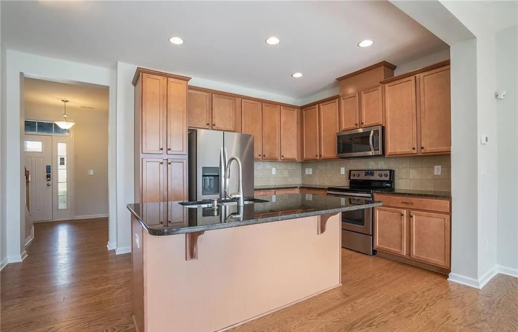 Building Photo - 7224 Lochy Ln