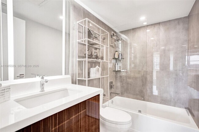 Building Photo - 2501 S Ocean Dr