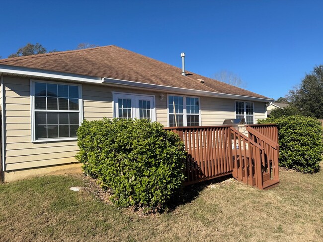 Building Photo - Beautiful Single Family Home In Buck Lake ...