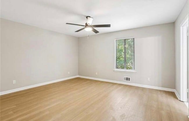 Building Photo - 5500 Gibson Dr