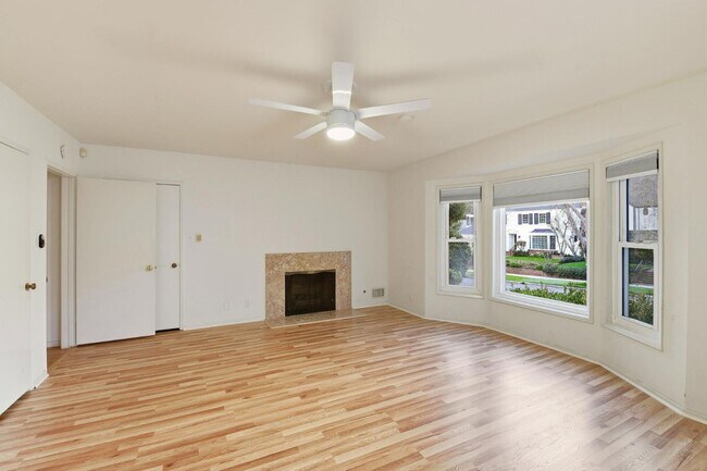 Building Photo - 1008 Westholme Ave