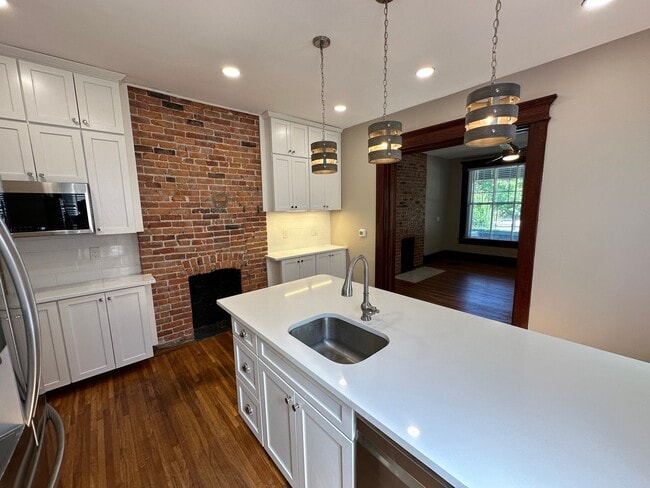 Building Photo - W 8th Ave 403-405 &amp; Belmont Ave 1523 RGI
