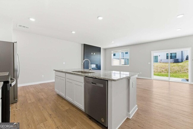 Building Photo - 1905 Westwind St