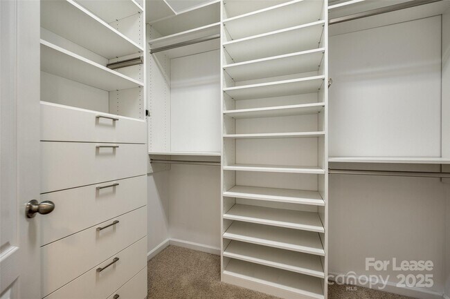 Building Photo - 327 Hawks Creek Pkwy