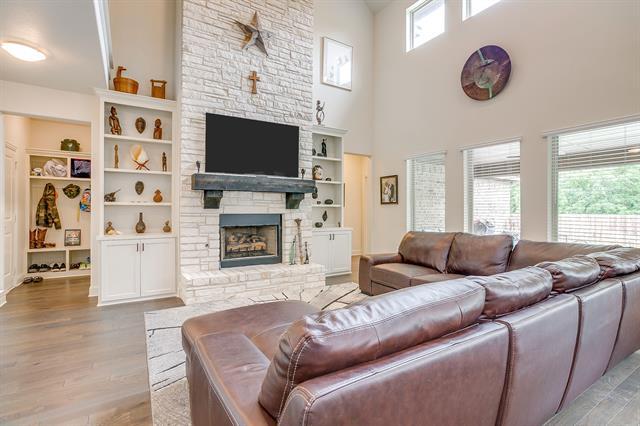 Building Photo - 2857 Greenridge Dr