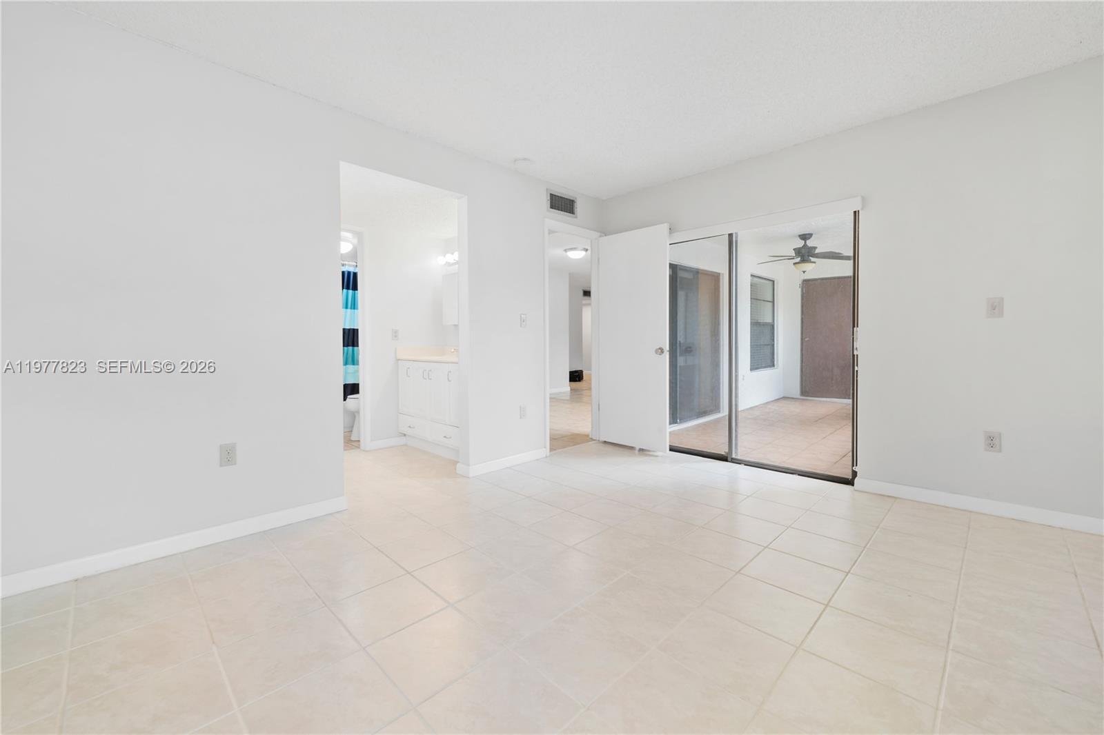 Building Photo - 9140 SW 123rd Ct