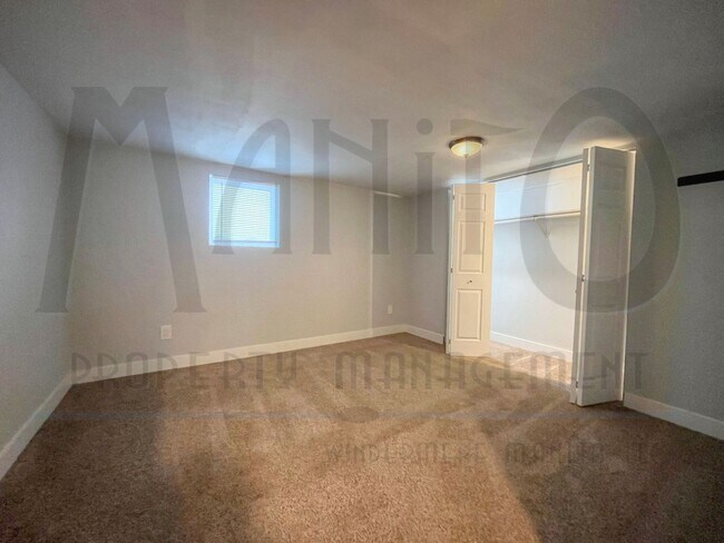 Building Photo - Garland Triplex