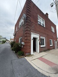 Building Photo - *8-10 South Pitt Street