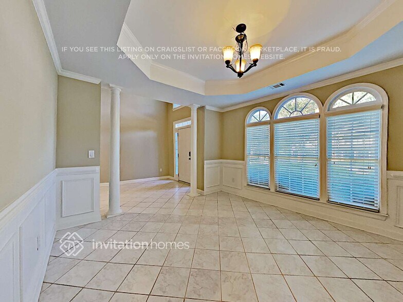 Building Photo - 4305 Dorset Ln