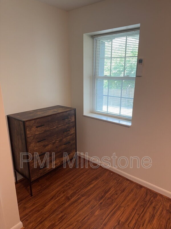 Building Photo - 23031 Frederick Rd