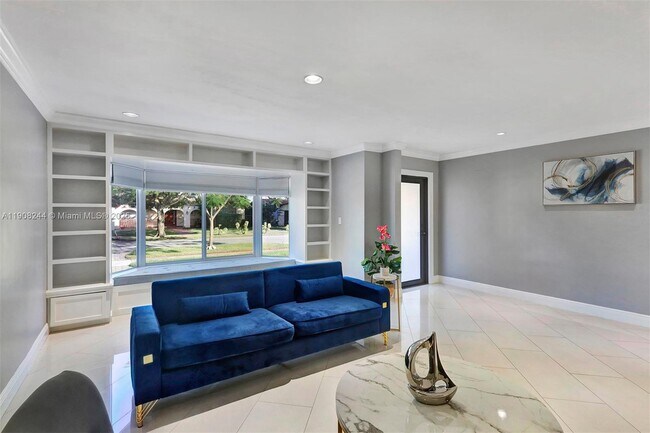 Building Photo - 1804 SW 102nd Ct